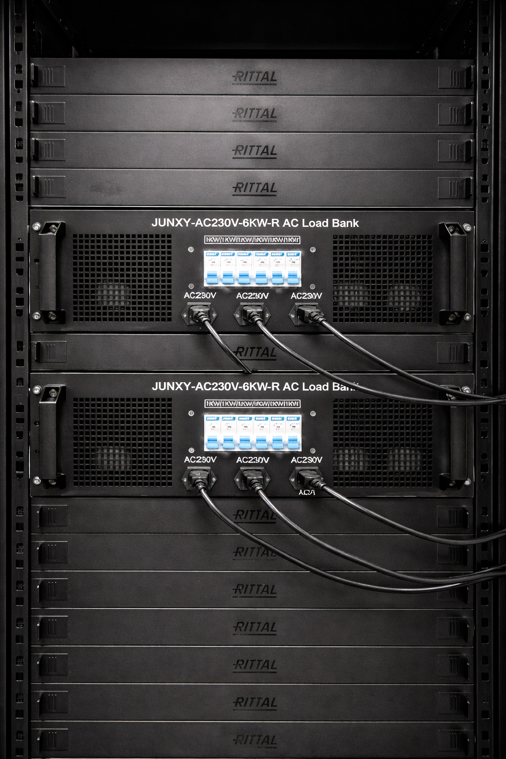Нагрузочные модули в серверной стойке