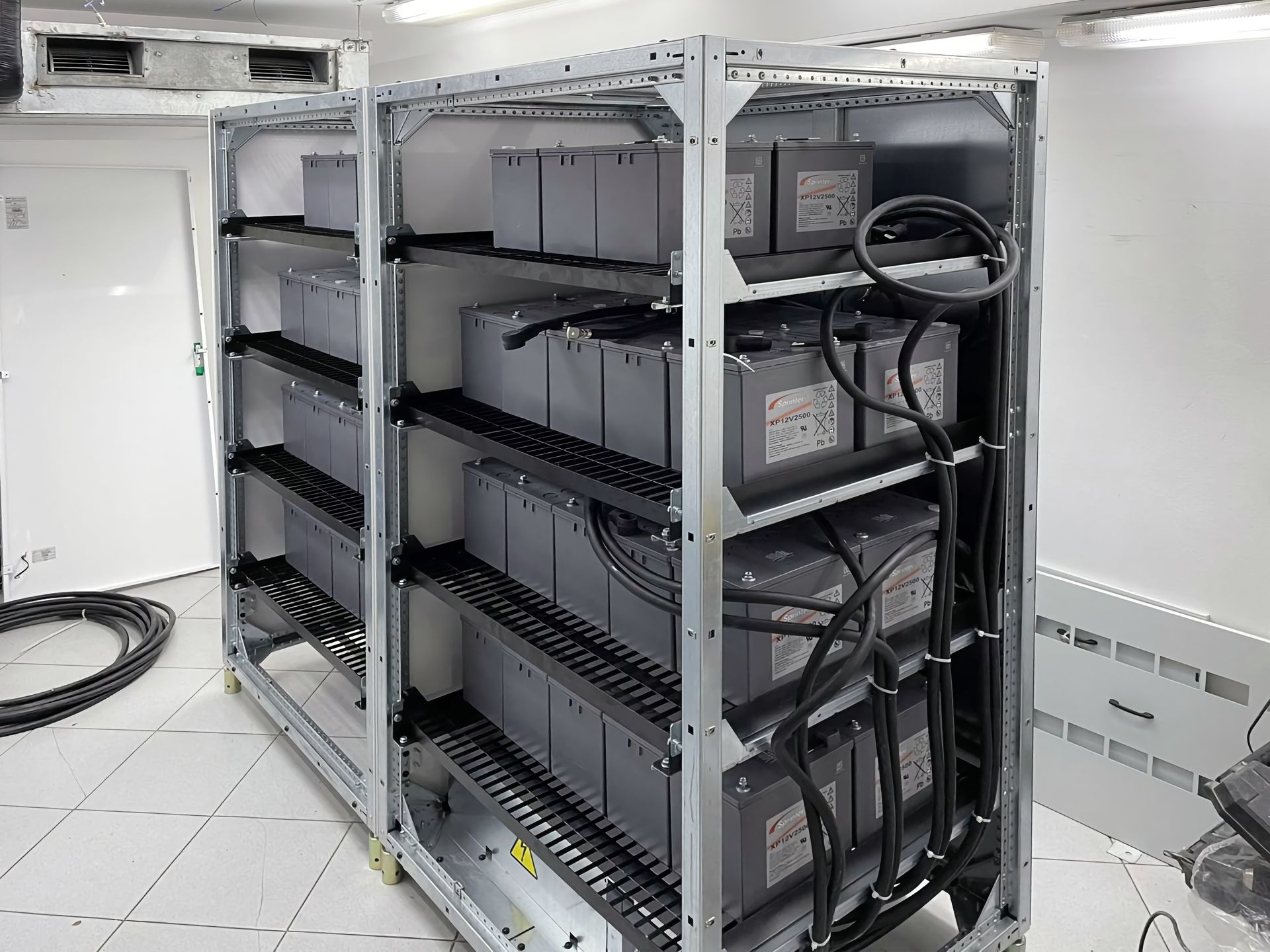 ИБП мощностью 200кВт для Банка Freedom Finance