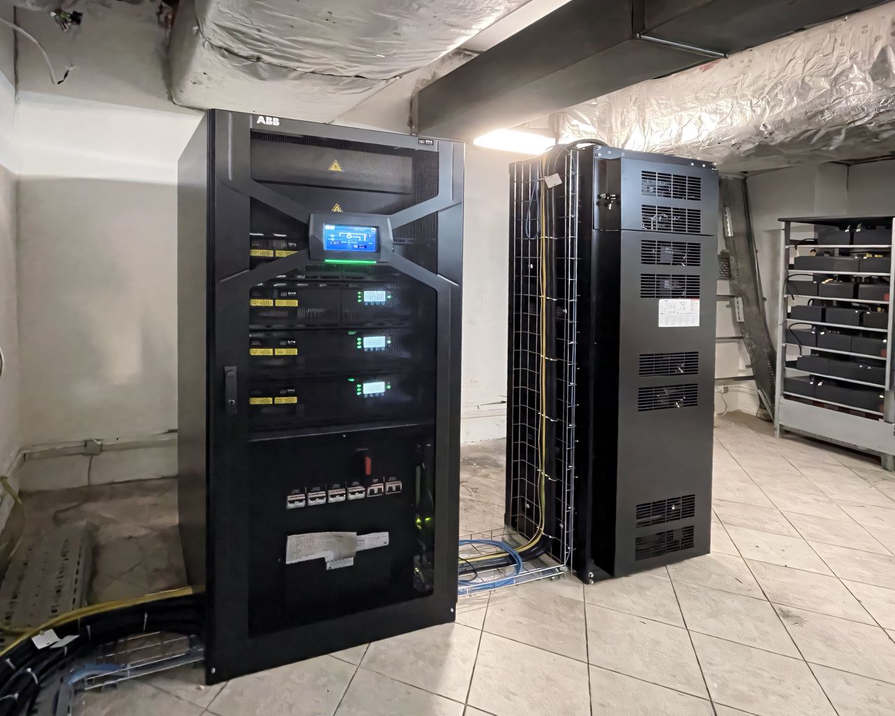 ИБП Easy UPS 3M мощностью 80кВт для филиала Банк ЦентрКредит в г. Костанай