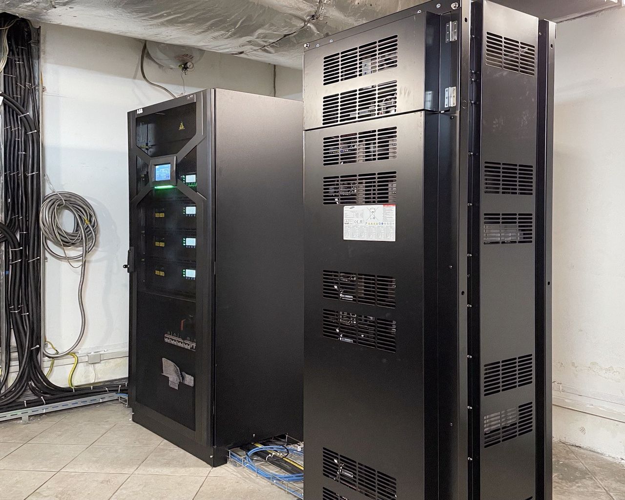 ИБП Easy UPS 3M мощностью 80кВт для филиала Банк ЦентрКредит в г. Костанай