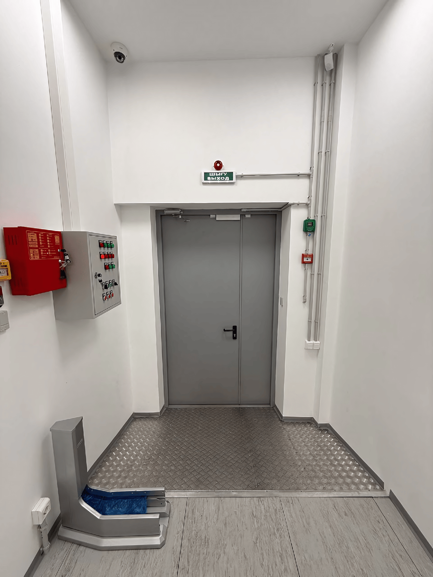 ЦОД для АО "Евразийский Банк" в новом здании на ул. Кунаева, 56