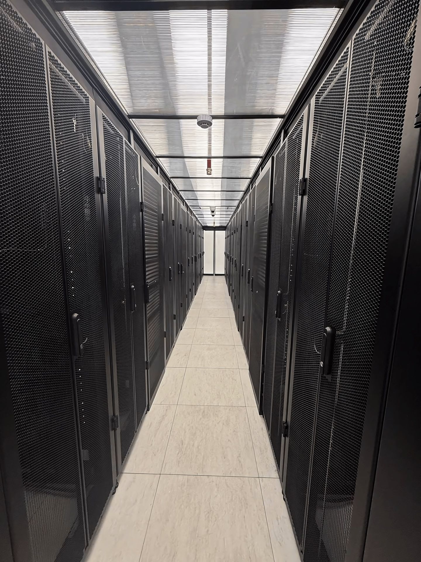 ЦОД для Halyk Bank, г. Алматы, пр. Гагарина, 135-Ж